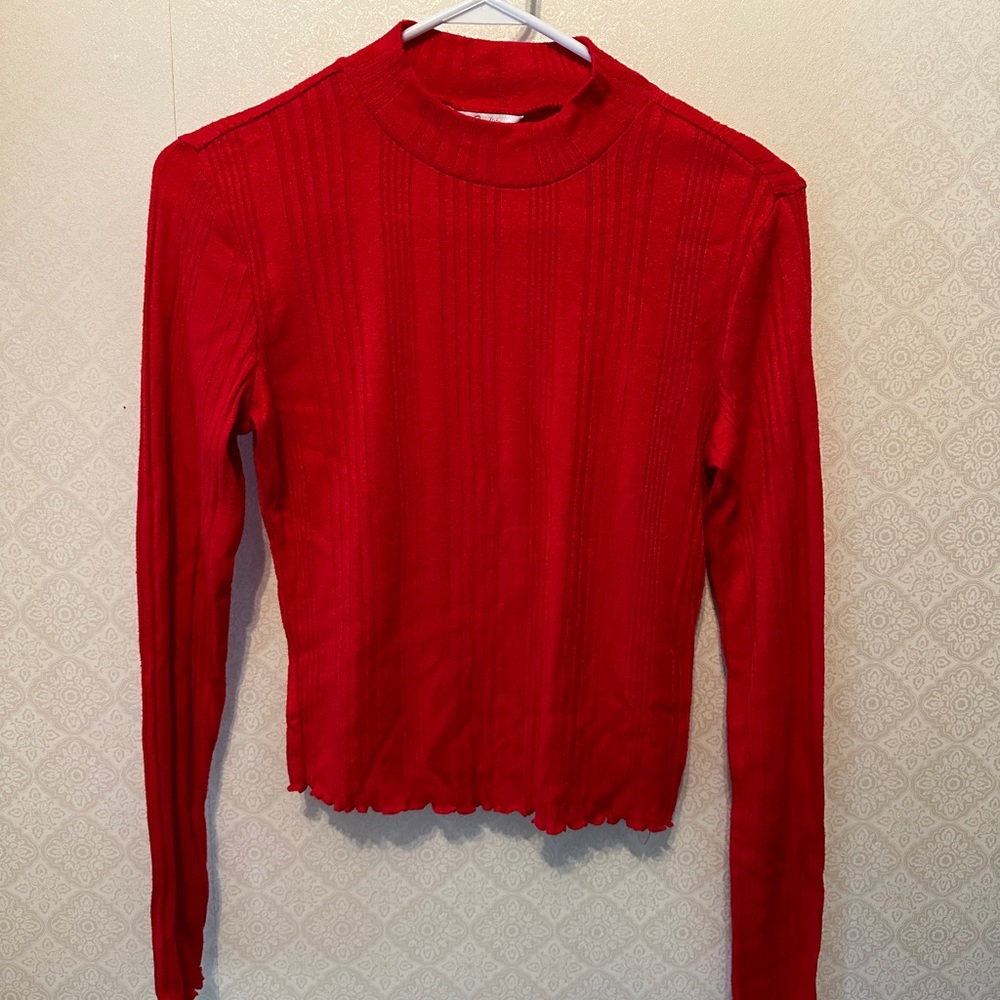 Candies Red Lettuce Edge Long Sleeve Size Small